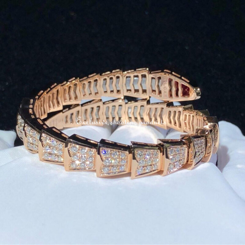 Bulgari 347602 Serpenti one-coil bracelet in 18 kt rose gold set with full pavé diamonds and a rubellite on the head 2