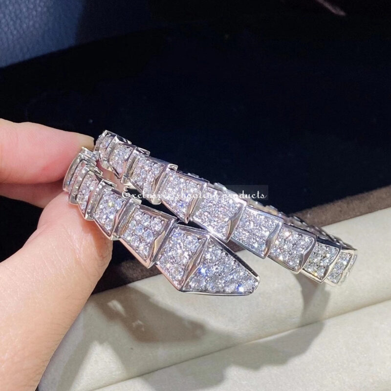 Bulgari 345215 Serpenti Viper one-coil bracelet in 18 kt white gold set with full pavé diamonds bracelet 8