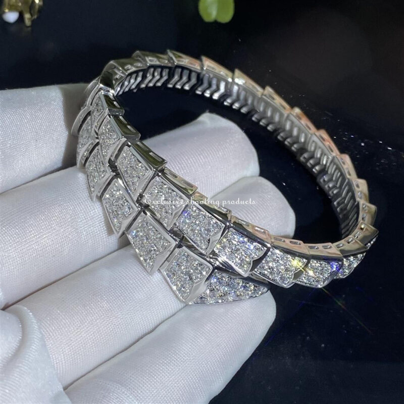 Bulgari 345215 Serpenti Viper one-coil bracelet in 18 kt white gold set with full pavé diamonds bracelet 3