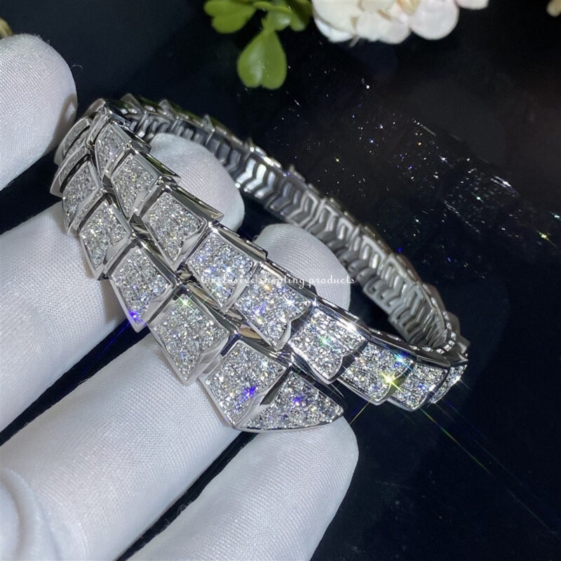 Bulgari 345215 Serpenti Viper one-coil bracelet in 18 kt white gold set with full pavé diamonds bracelet 2