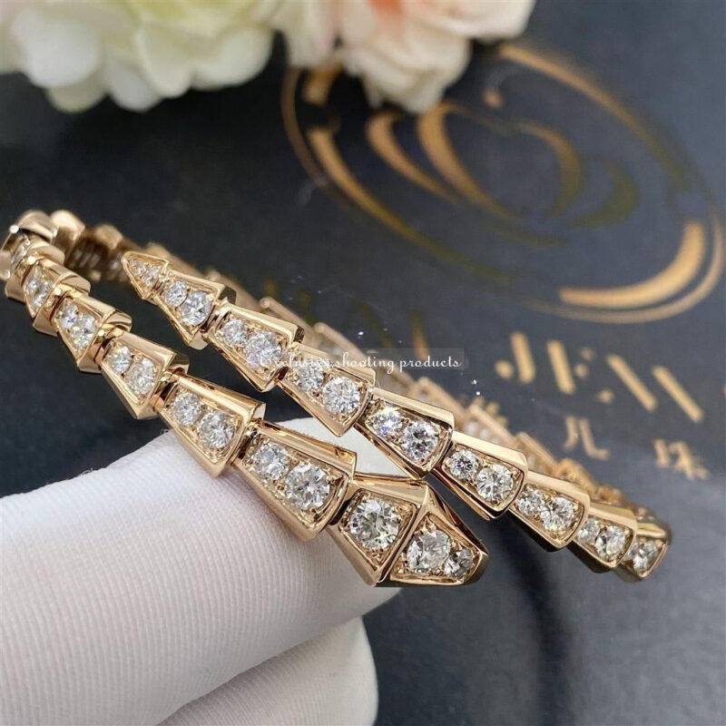 Bulgari Serpenti Viperone-coil 353794 thin bracelet in 18 kt Yellow gold and full pavé diamonds 6