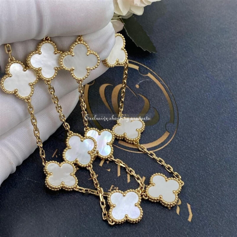 Van Cleef & Arpels VCARA42800 Vintage Alhambra Necklace 10 Motifs Yellow Gold Mother-of-pearl 2