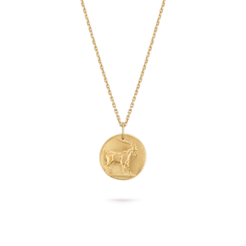 Van Cleef & Arpels VCARP7SR00 Zodiaque medal Capricorni (Capricorn) Yellow gold 1