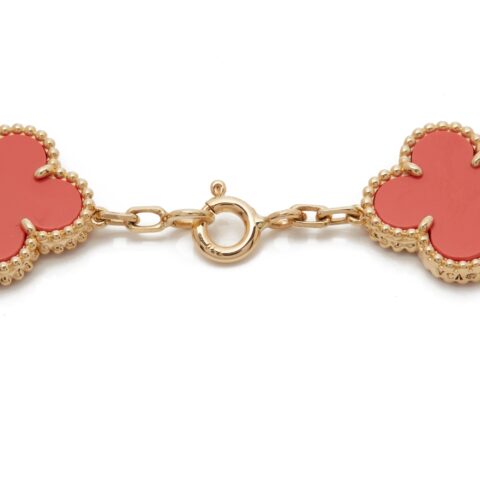 Van Cleef & Arpels Bracelet Vintage Alhambra 5 Motif 18k Yellow Gold Coral Bracelet 4