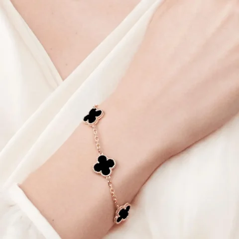 Van Cleef & Arpels Bracelet Vintage Alhambra 5 Motif 18k Rose Gold Onyx Bracelet 5