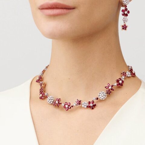 Van Cleef & Arpels VCARP47R00 Folie des Prés earrings Rose gold Diamond Ruby earrings 3