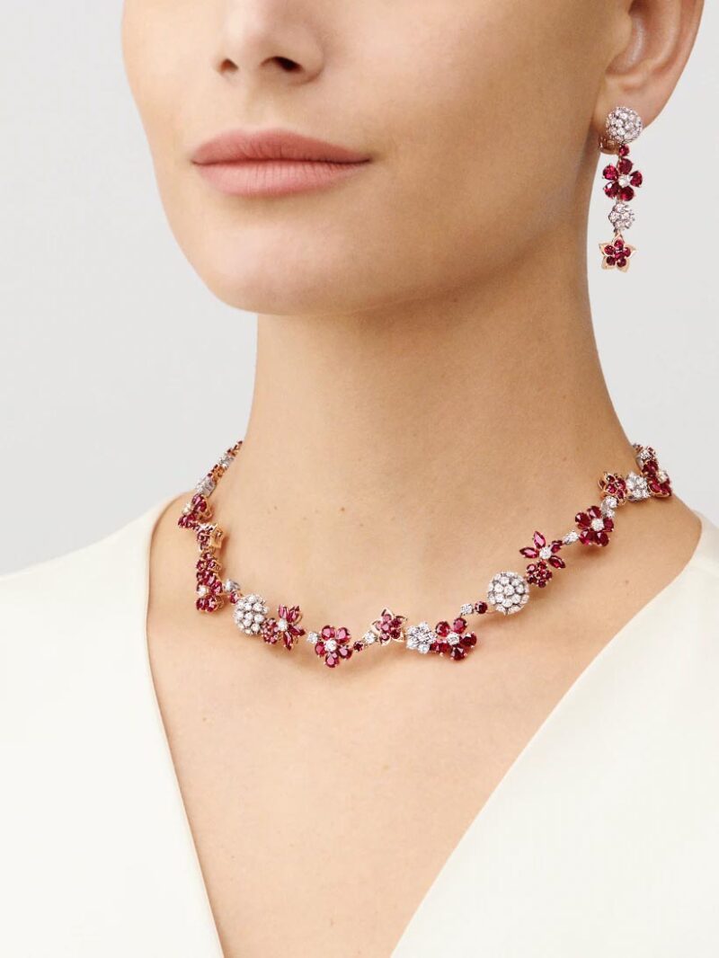 Van Cleef & Arpels VCARP47R00 Folie des Prés earrings Rose gold Diamond Ruby earrings 3