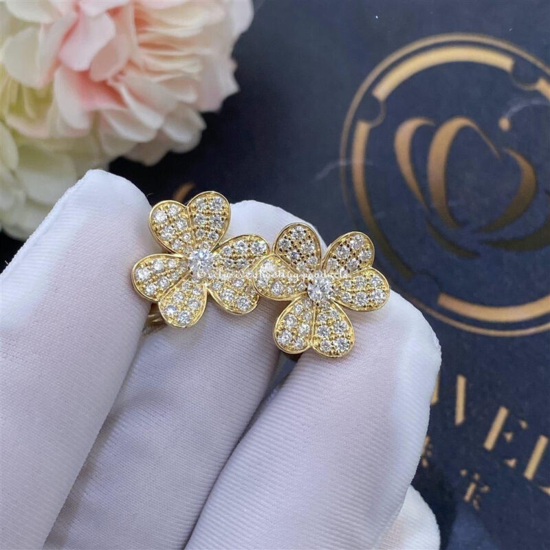 Van Cleef & Arpels VCARP0J900 Frivole earrings small model Yellow gold Diamond earrings 13