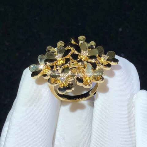 Van Cleef & Arpels VCARB67700 Frivole ring 8 flowers Yellow gold Diamond ring 2