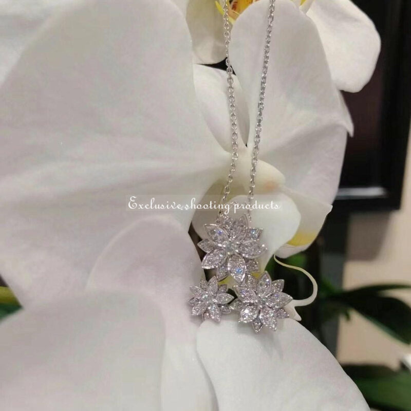 Van Cleef & Arpels VCARP7TG00 Lotus pendant 3 flowers White gold Diamond Necklace 10