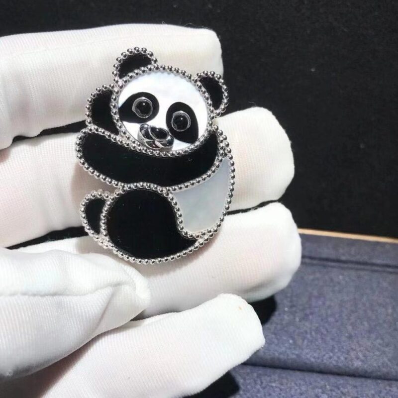 Van VCARP5LI00 Cleef & Arpels Lucky Animals Panda clip White gold Mother-of-pearl Onyx clip 5