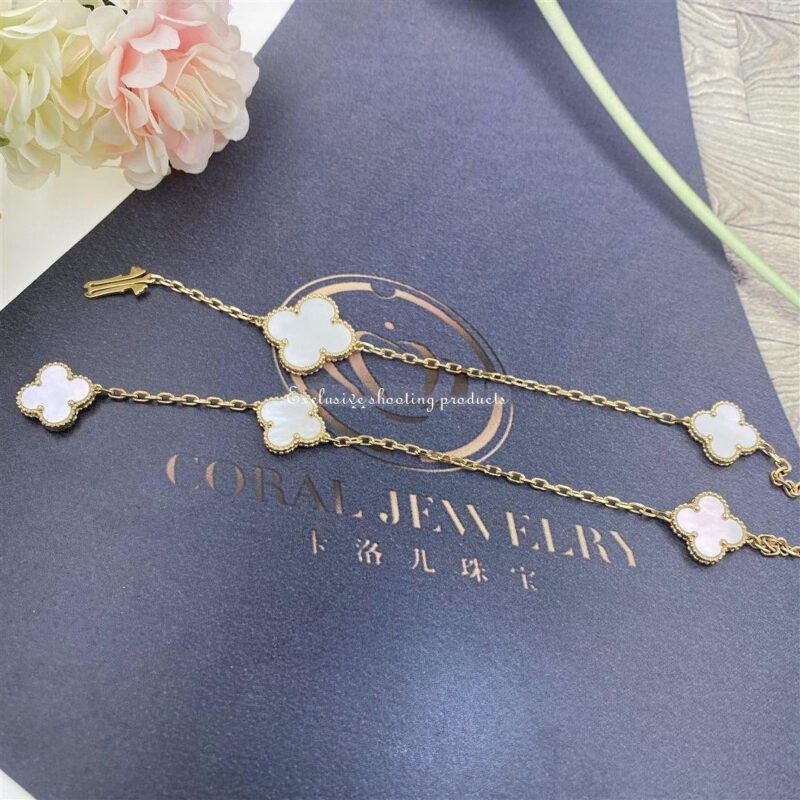 Van Cleef & Arpels VCARD79300 Magic Alhambra Long Necklace 16 Motifs Yellow Gold Mother-of-pearl Necklace 10