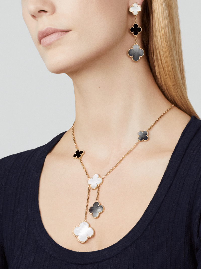 Van Cleef & Arpels Magic Alhambra necklace VCARD79200 6 motifs Yellow gold Mother-of-pearl Onyx 5