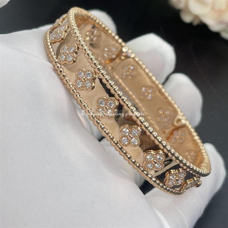 Van Cleef & Arpels VCARO25N00 Perlée clovers bracelet Rose gold Diamond 8