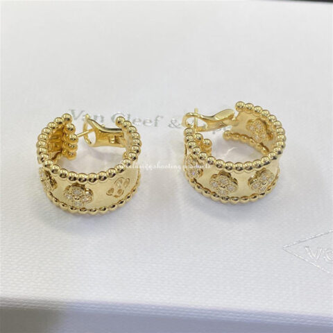Van Cleef & Arpels VCARO3YE00 Perlée clovers hoop earrings Yellow gold Diamond 7