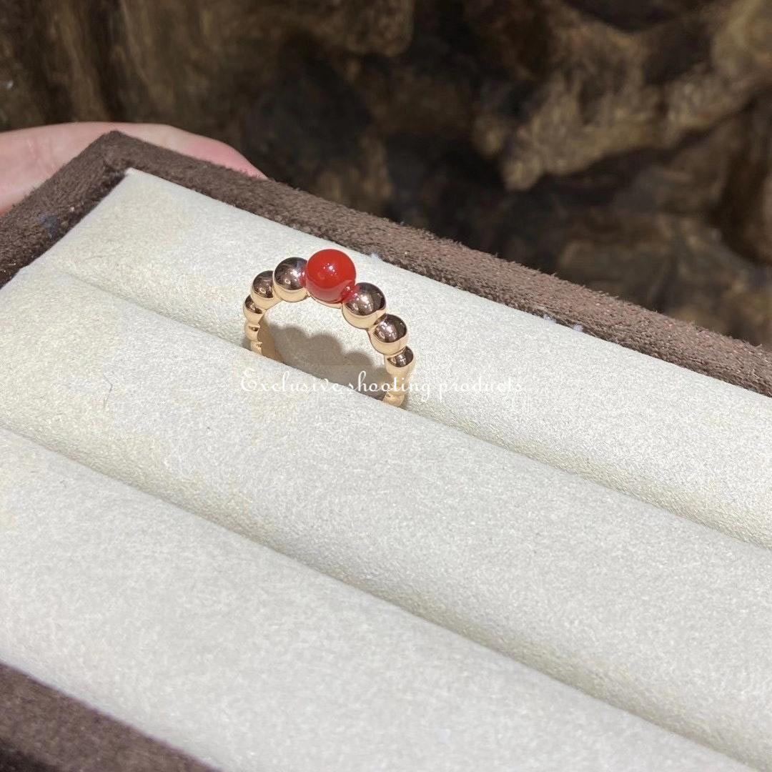 Van Cleef & Arpels VCARO63F00 ring Perlée couleurs variation Rose gold Carnelian ring 4 Van Cleef & Arpels VCARO63F00 ring Perlée couleurs variation Rose gold Carnelian ring 1