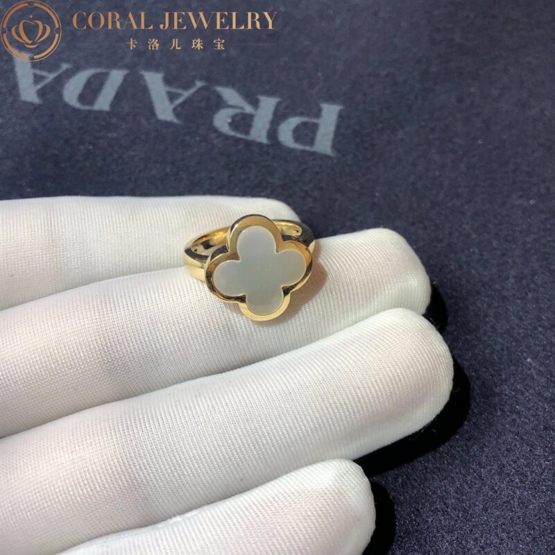 Van Cleef & Arpels VCARA35900 Pure Alhambra ring Yellow gold Mother-of-pearl ring 2