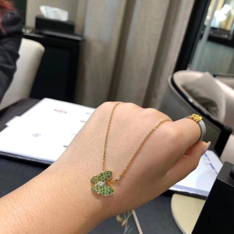 Van Cleef & Arpels VCARO6W700 Two Butterfly pendant Yellow gold Diamond tsavorites Necklace 9