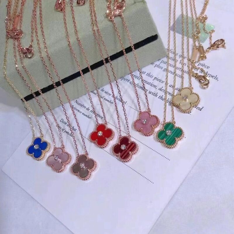 Van Cleef & Arpels Vintage Alhambra 2011 Holiday Diamond Pendant Necklace in Carnelian 18k Pink Gold Necklace 8