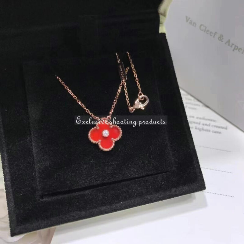 Van Cleef & Arpels Vintage Alhambra 2011 Holiday Diamond Pendant Necklace in Carnelian 18k Pink Gold Necklace 6
