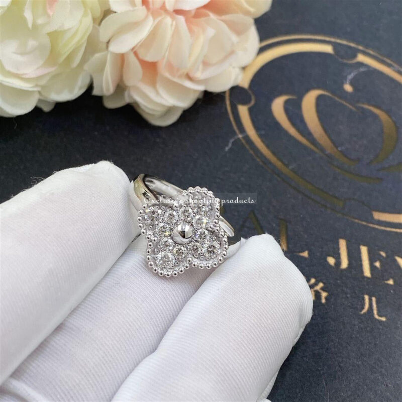 Van Cleef & Arpels VCARO26N00 Vintage Alhambra ring White gold Diamond ring 5