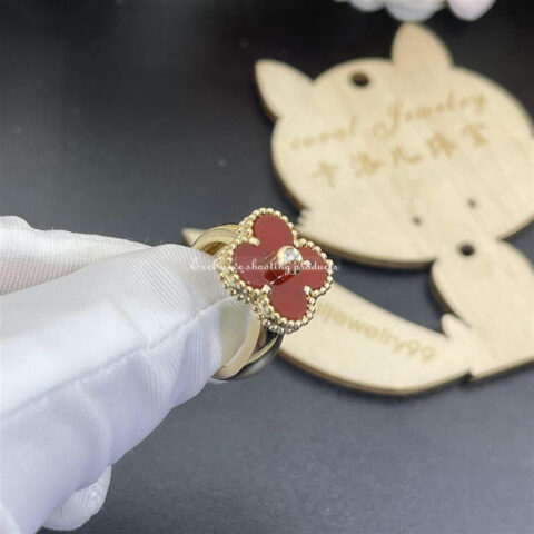 Van Cleef & Arpels VCARD40800 Vintage Alhambra ring Yellow gold Carnelian Diamond ring 8