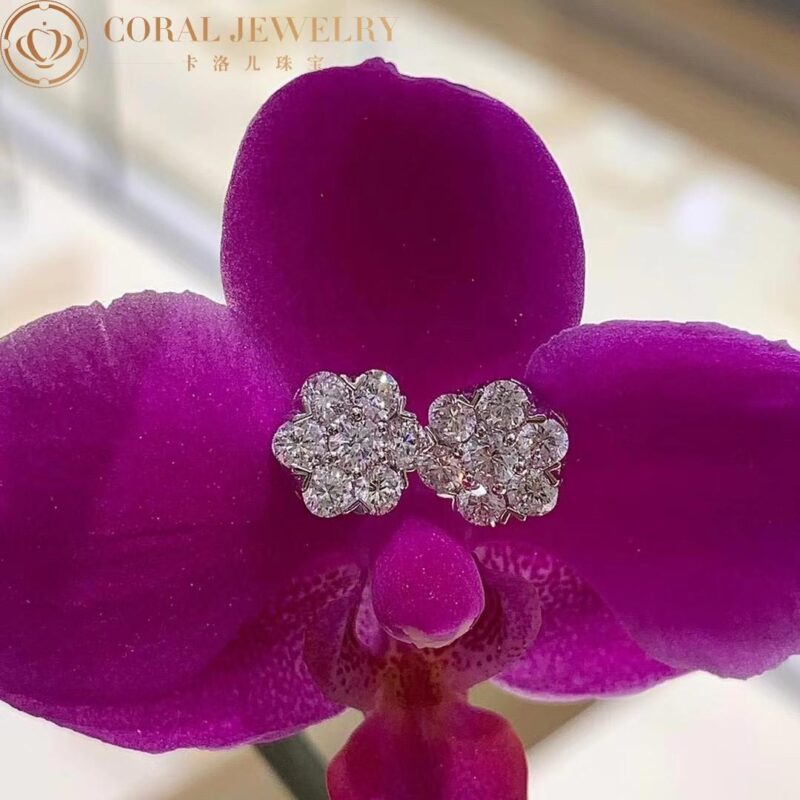 Van Cleef & Arpels CARA48300 Fleurette earstuds large model White gold Diamond 3