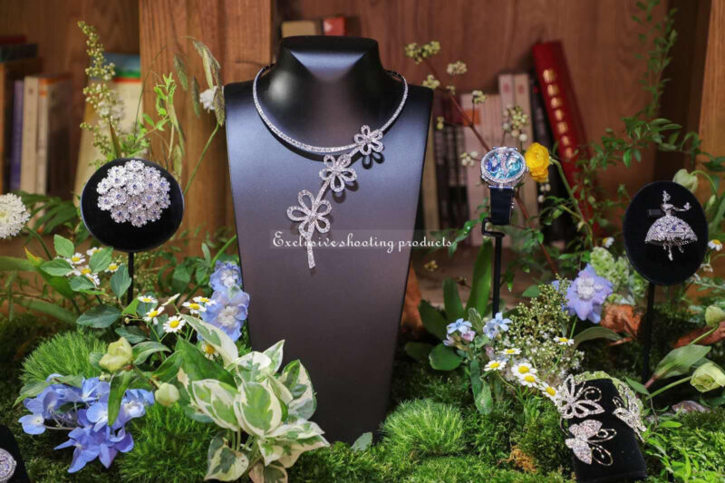 Van Cleef & Arpels VCARP05000 Flowerlace necklace White gold Diamond Necklace 4