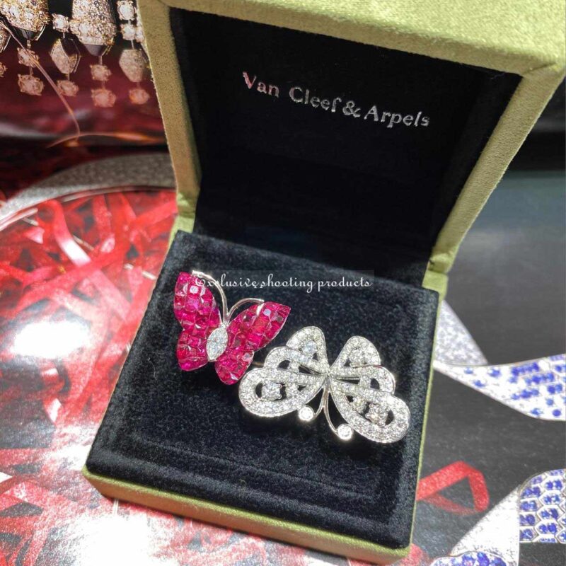 Van Cleef & Arpels VCARF27100 Flying Butterfly between the finger ring Mystery-Set Ruby Two Flying Butterfly ring 11