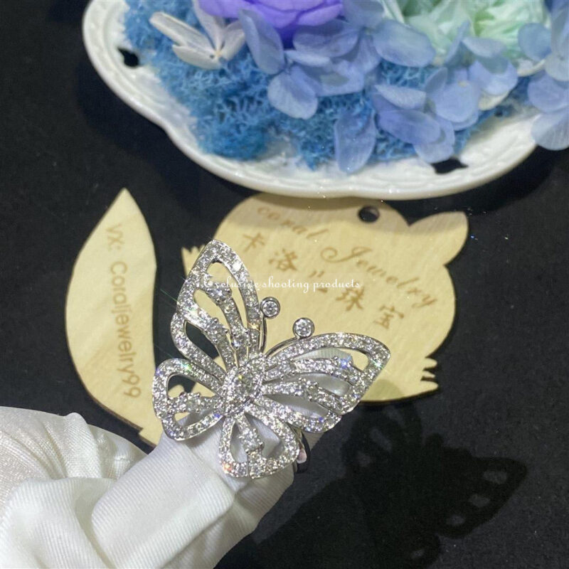 Van Cleef & Arpels VCARA13500 Flying Butterfly Between the Finger ring White gold Diamond ring 4