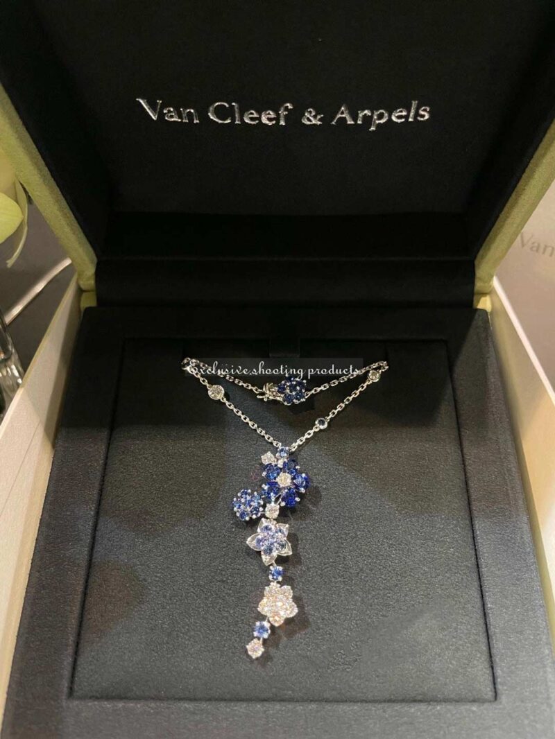 Van Cleef & Arpels VCARP05J00 Folie des Prés pendant White gold Diamond Sapphire Necklace 12