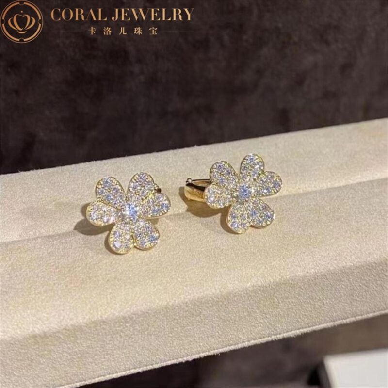 Van Cleef & Arpels VCARP0J900 Frivole earrings small model Yellow gold Diamond earrings 8