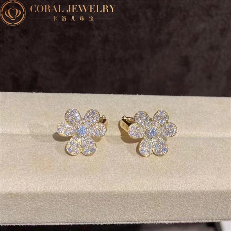 Van Cleef & Arpels VCARP0J900 Frivole earrings small model Yellow gold Diamond earrings 1