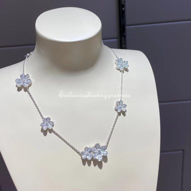 Van Cleef & Arpels VCARN25400 Frivole necklace 9 flowers White gold Diamond necklace 5