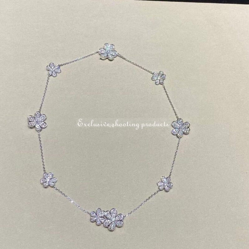 Van Cleef & Arpels VCARN25400 Frivole necklace 9 flowers White gold Diamond necklace 3