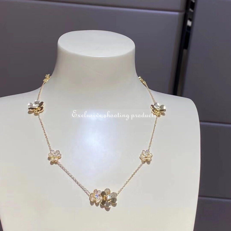 Van Cleef & Arpels VCARP3W600 Frivole necklace 9 flowers Yellow gold necklace Diamond 22