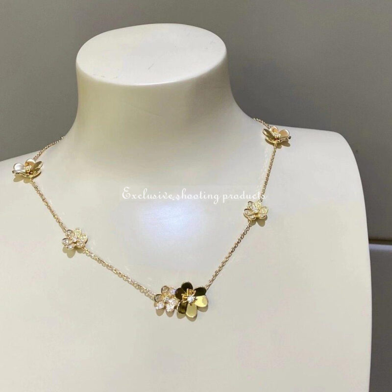 Van Cleef & Arpels VCARP3W600 Frivole necklace 9 flowers Yellow gold necklace Diamond 17