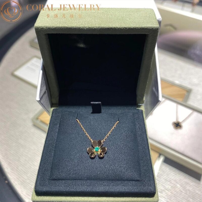 Van Cleef & Arpels VCARP7SB00 Frivole pendant mini model Yellow gold Emerald Necklace 11