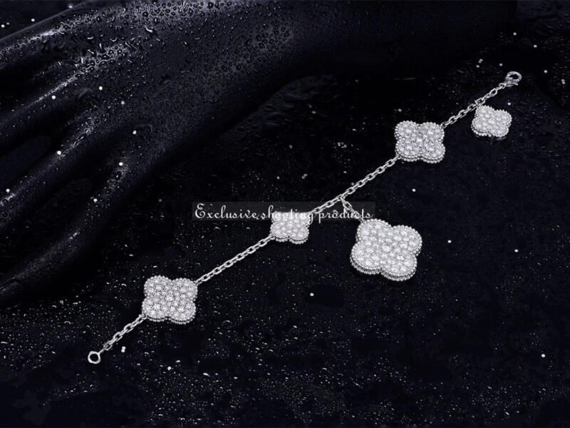 Van Cleef & Arpels VCARN9MQ00 Magic Alhambra bracelet 5 motifs White gold Diamond bracelet 7