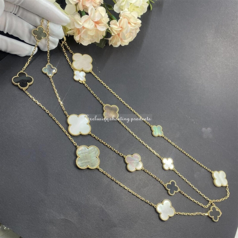 Van Cleef & Arpels VCARD79400 Magic Alhambra Long Necklace 16 Motifs Yellow Gold Mother-of-pearl Onyx Necklace 5