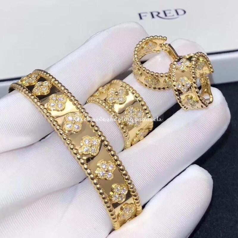 Van Cleef & Arpels VCARO9LO00 Perlée clovers ring Yellow gold Diamond ring 3