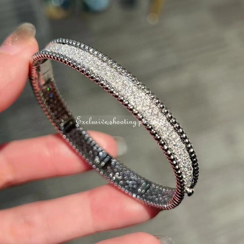 Van Cleef & Arpels VCARP5E700 Perlée diamonds bracelet 3 rows White gold Diamond bracelet 9