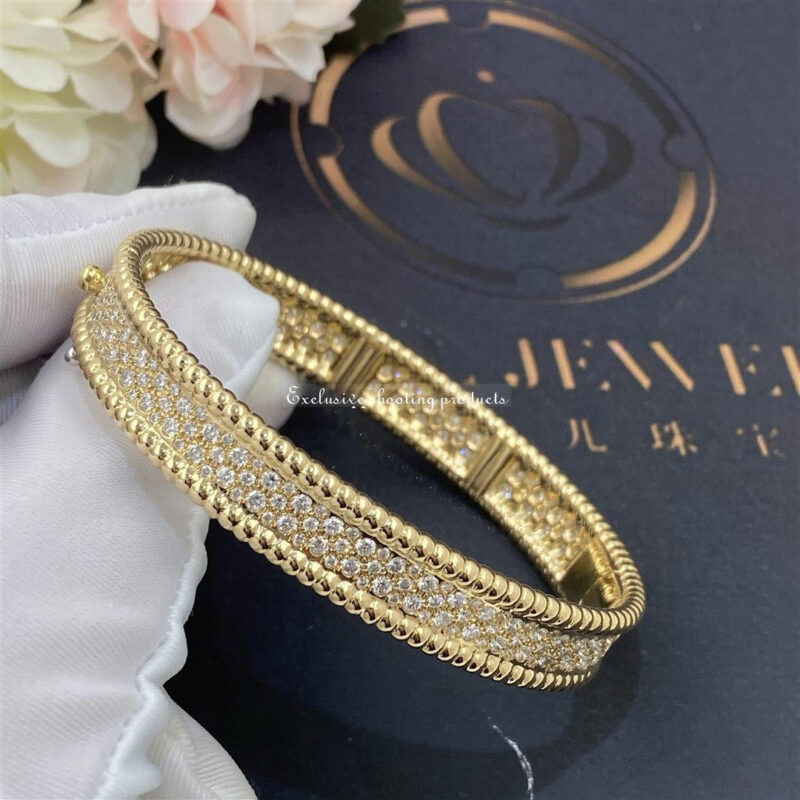 Van Cleef & Arpels VCARP5DP00 Perlée diamonds bracelet 3 rows Yellow gold Diamond bracelet 6