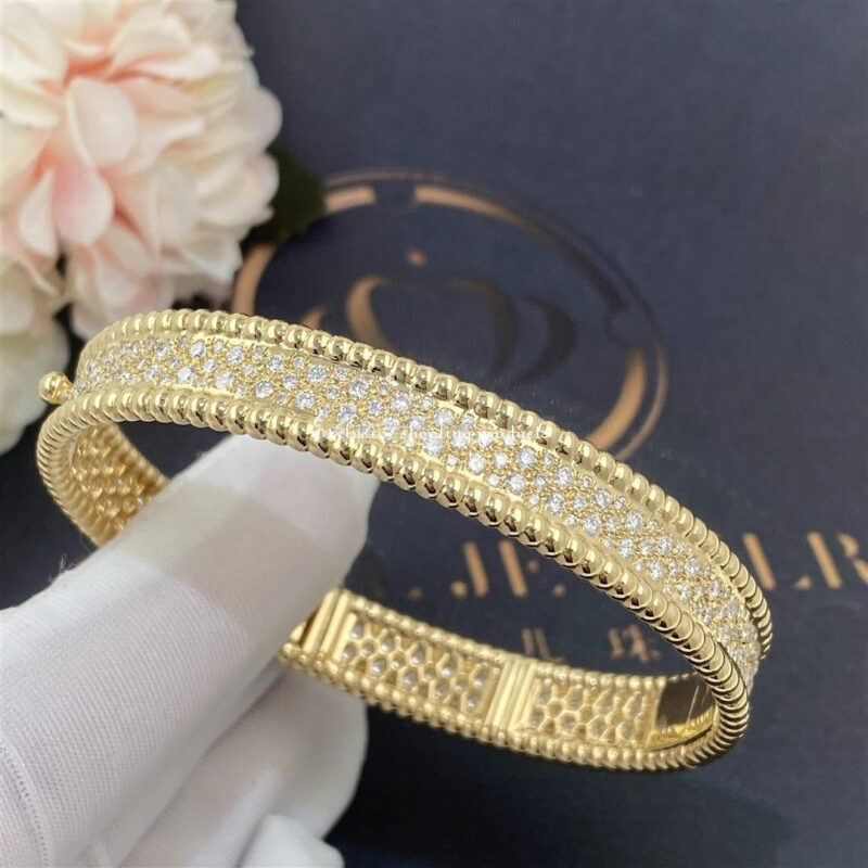 Van Cleef & Arpels VCARP5DP00 Perlée diamonds bracelet 3 rows Yellow gold Diamond bracelet 4