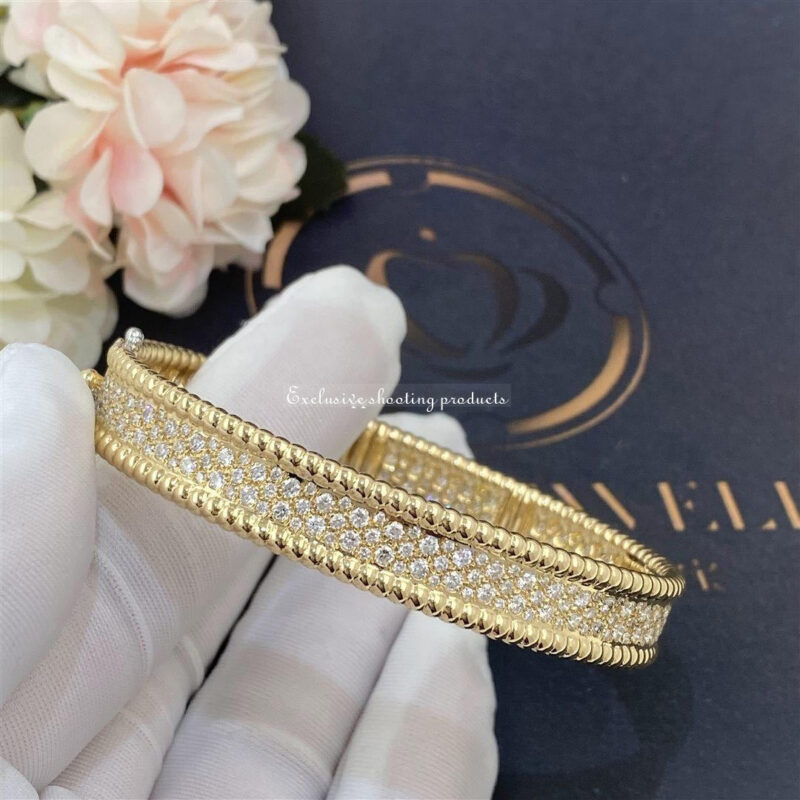 Van Cleef & Arpels VCARP5DP00 Perlée diamonds bracelet 3 rows Yellow gold Diamond bracelet 3