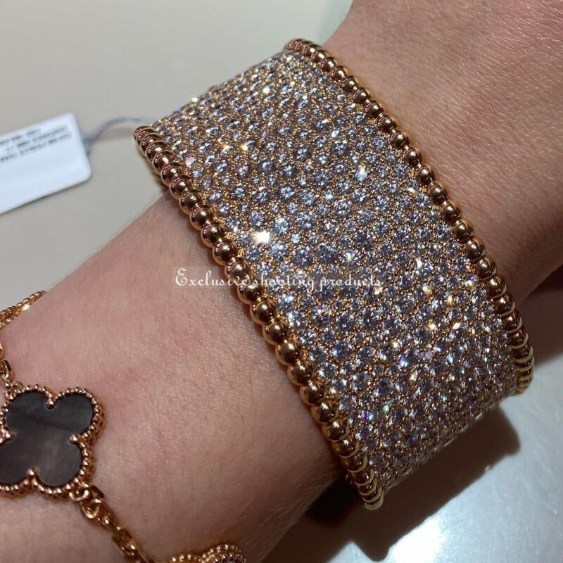 Van Cleef & Arpels VCARO2EX00 Perlée diamonds bracelet Rose gold 4