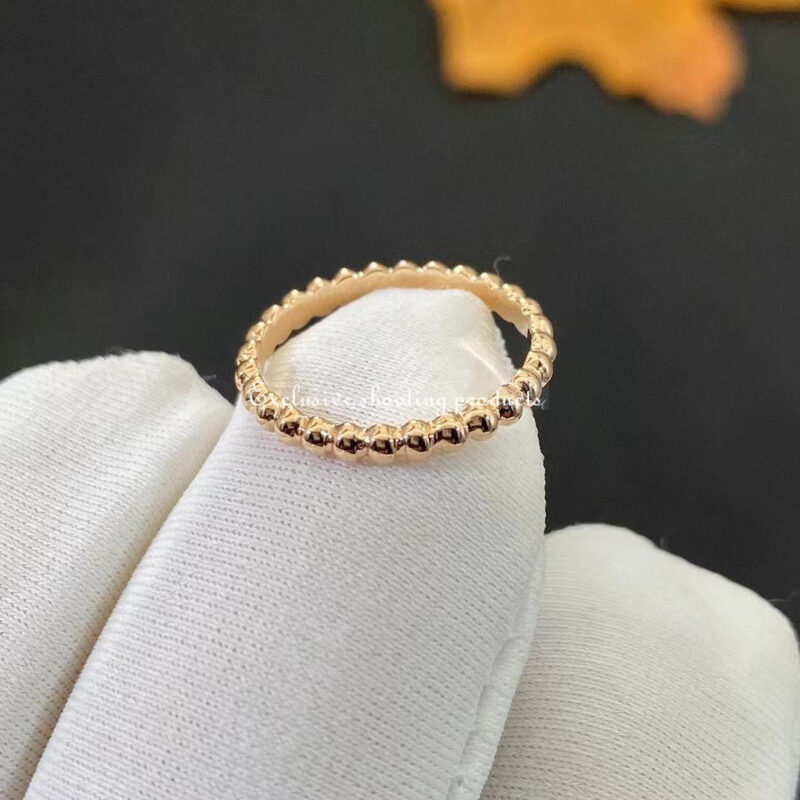 Van Cleef & Arpels VCARN33000 Perlée pearls of gold ring small model Rose gold ring 3