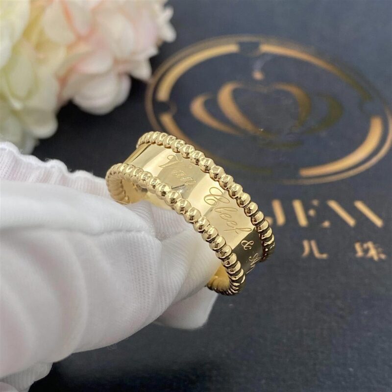 Van Cleef & Arpels VCARO3Y600 Perlée signature ring Yellow gold ring 2
