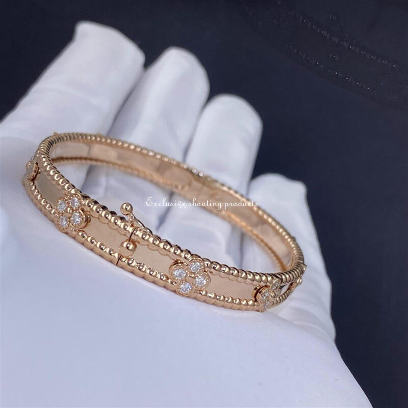 Van Cleef & Arpels VCARP6X200 Perlée sweet clovers bracelet Rose gold Diamond bracelet 3