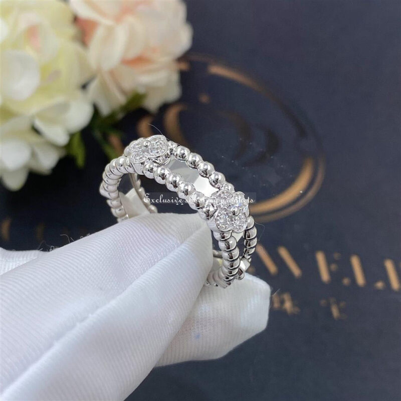 Van Cleef & Arpels VCARP6MN00 Perlée sweet clovers ring White gold Diamond ring 4